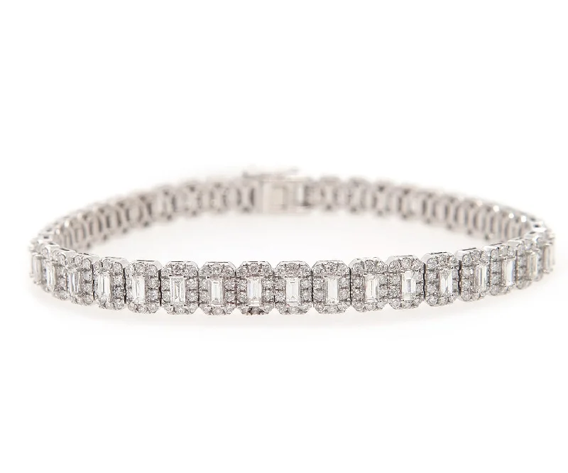 New 4.87ctw Baguette and Round Diamond Tennis Bracelet in 14K