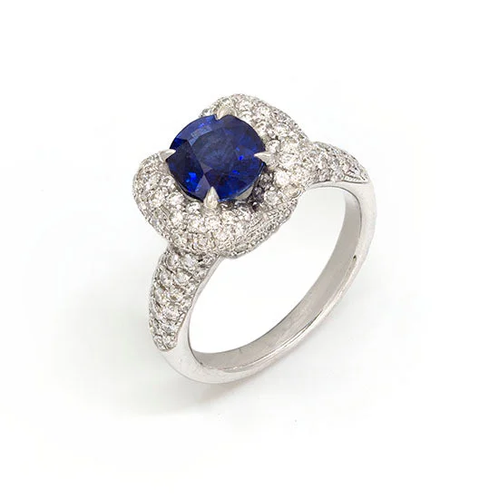 Vivid Blue Sri-Lanka Sapphire Ring with Diamonds (No Heat)