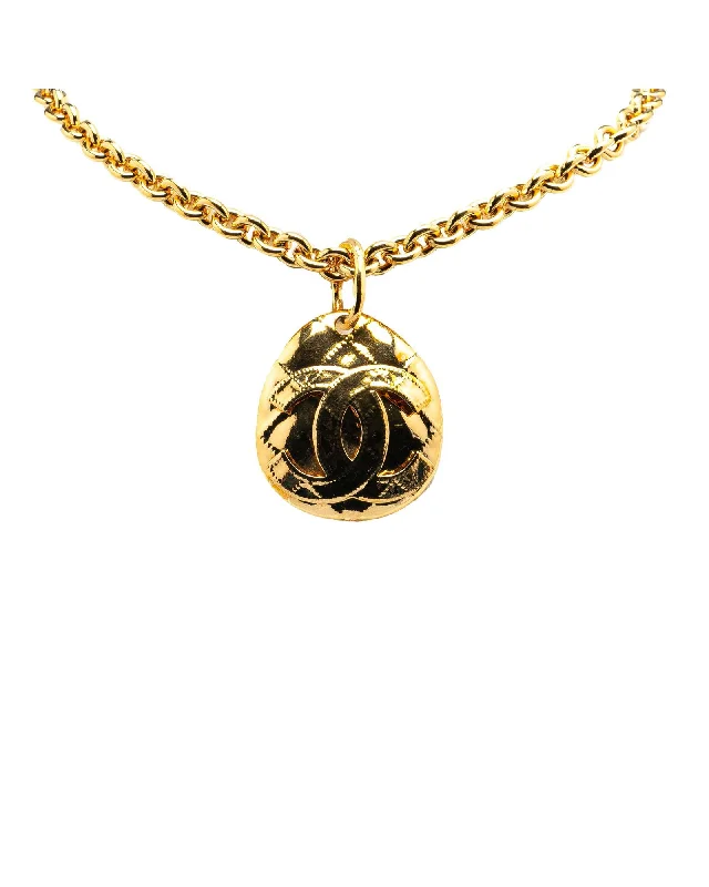 Gold Plated Pendant Necklace with Spring Ring Closure