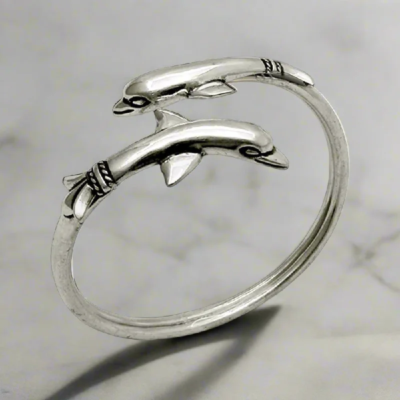 Two Headed Minoan Dolphins Torc Bangle in Sterling Silver (B-81)