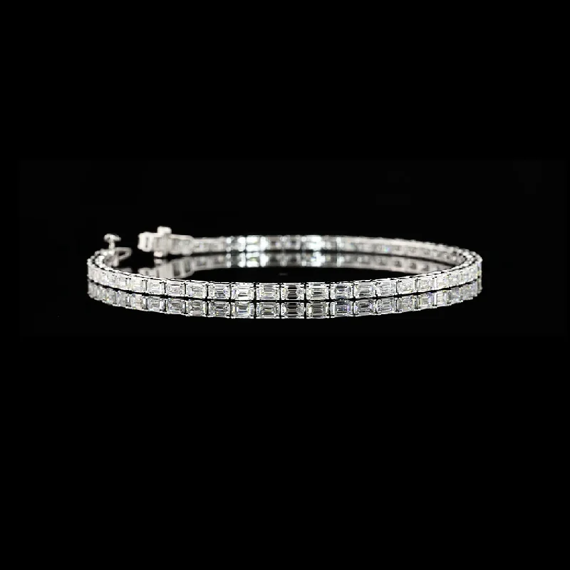 14K White Gold Lab Grown Emerald Diamond Tennis Bracelet BC1003