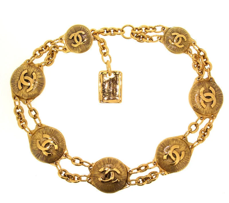 Vintage 1980s Chanel Necklace gold CC disc