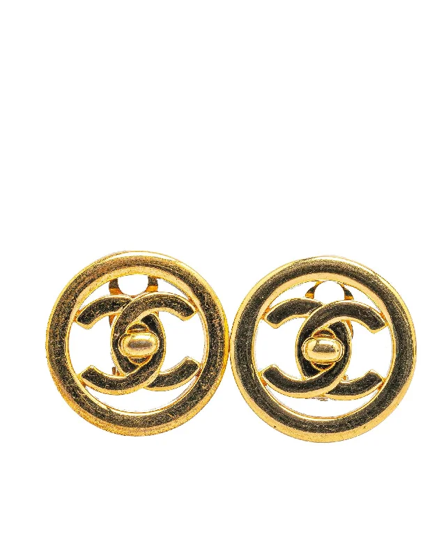 Gold Plated Turnlock Round Clip On Earrings