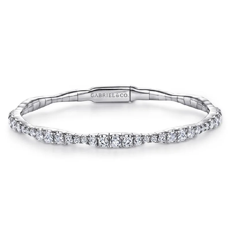 Gabriel & Co. - BG3979-65W45JJ - 14K White Gold Graduating Diamond Station Bangle