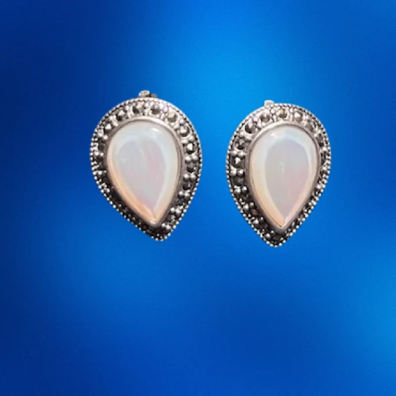 Mother of Pearl Earrings