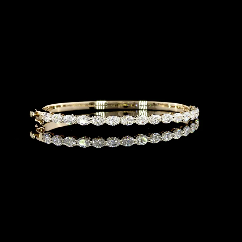 14k White Gold Lab Grown Oval Diamond Bangle Bracelet BC1250