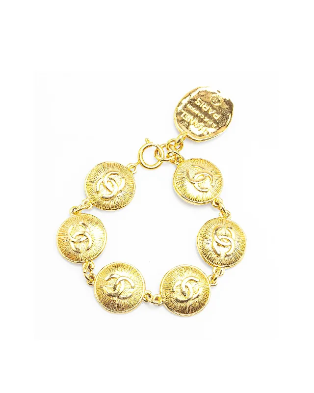 Gold Plated Medallion Bracelet with Spring Ring Closure