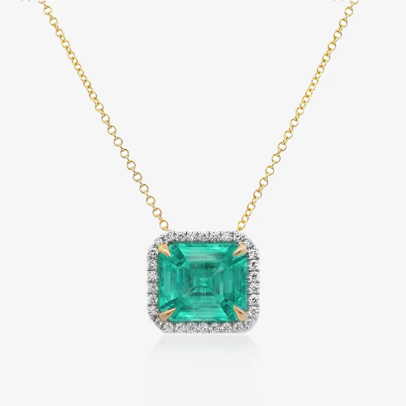 4.12CT Emerald Diamond Halo Necklace