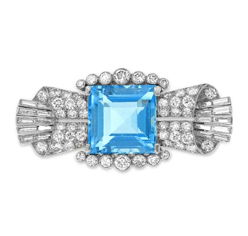 Art Deco Aquamarine Brooch, 10.00 Carats