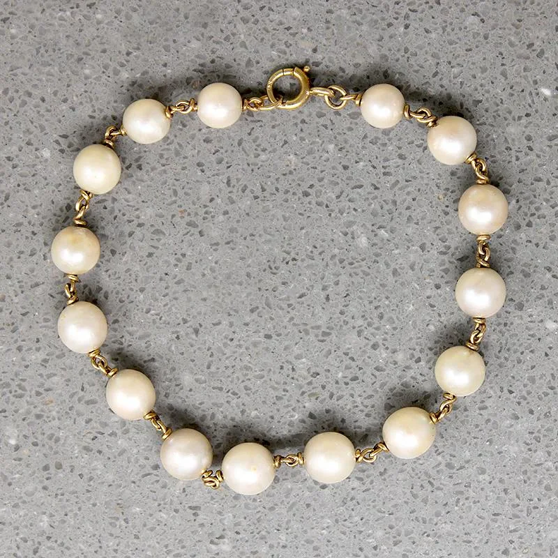 Pretty Pearls on Gold Wire Linked Bracelet