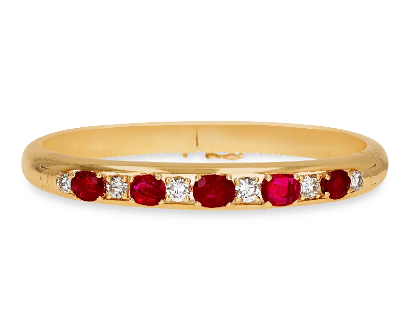 Untreated Burma Ruby Bracelet, 6.75 Carats